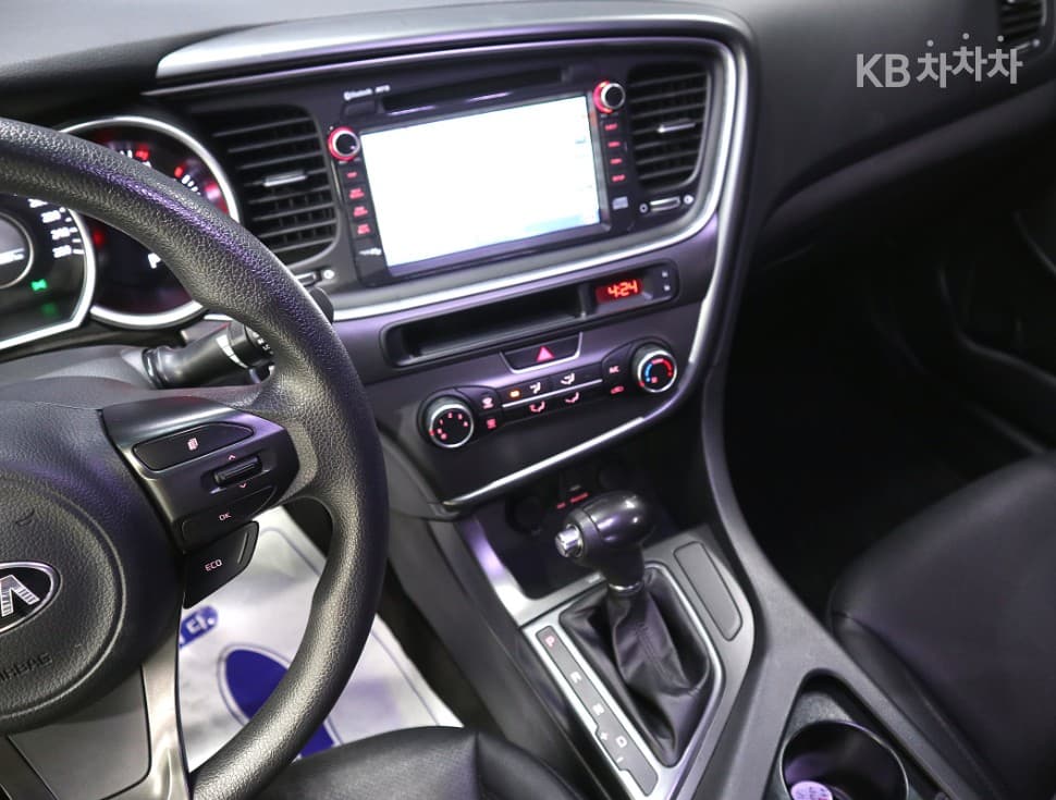 Киа The New (фейслифт) K5LPI Deluxe Стандартен - 16