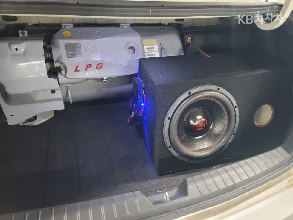 Киа The New (фейслифт) K5LPI Deluxe Стандартен - 11