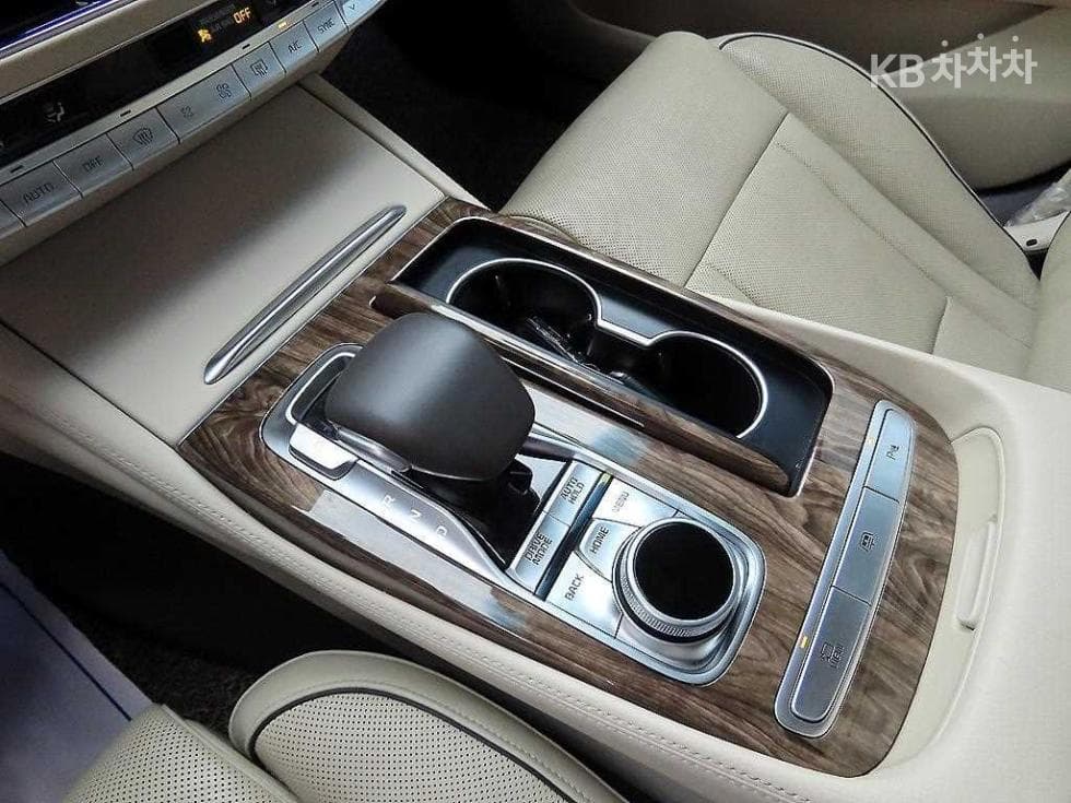 Kia 더 K93.8 GDI AWD 플래티넘Ⅲ - 11