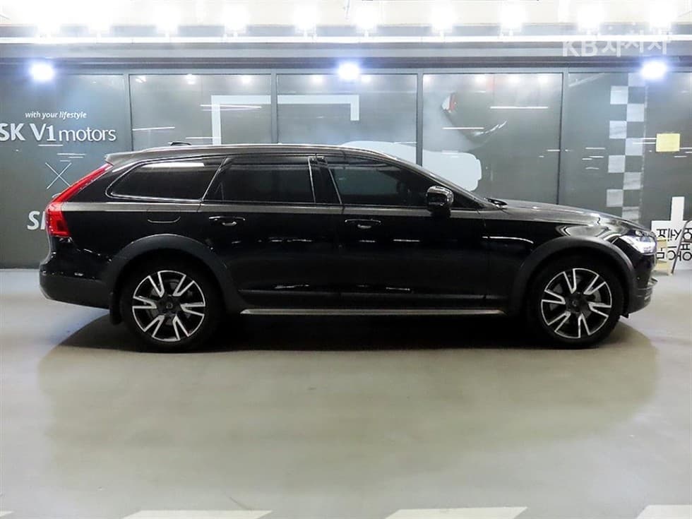 Volvo V90 CCD5 Pro AWD - 3