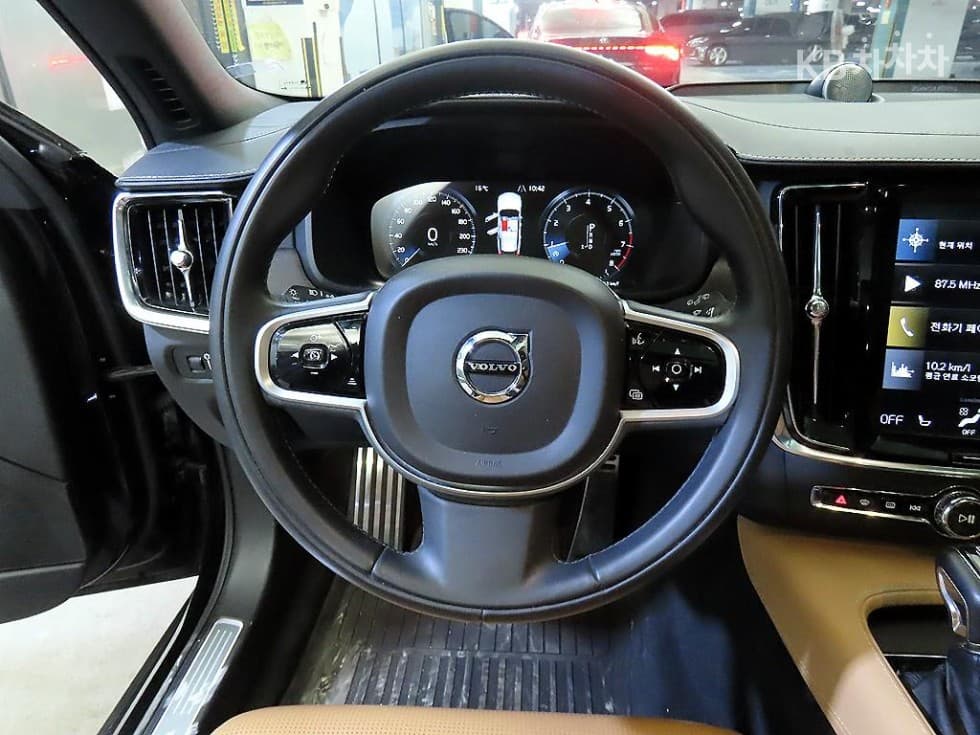 Volvo V90 CCD5 Pro AWD - 8