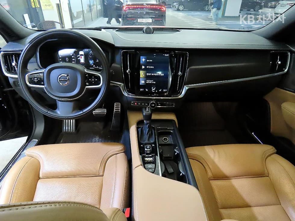 Volvo V90 CCD5 Pro AWD - 10