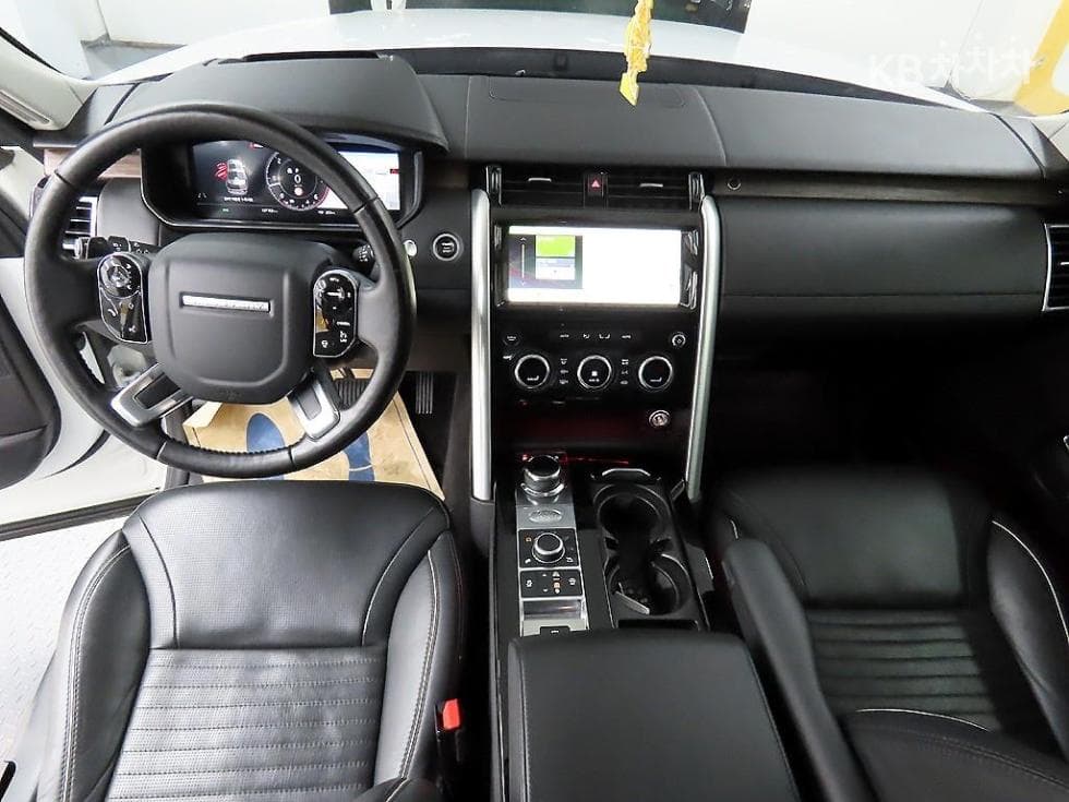 Land Rover 디스커버리53.0 SD6 HSE Luxury - 7