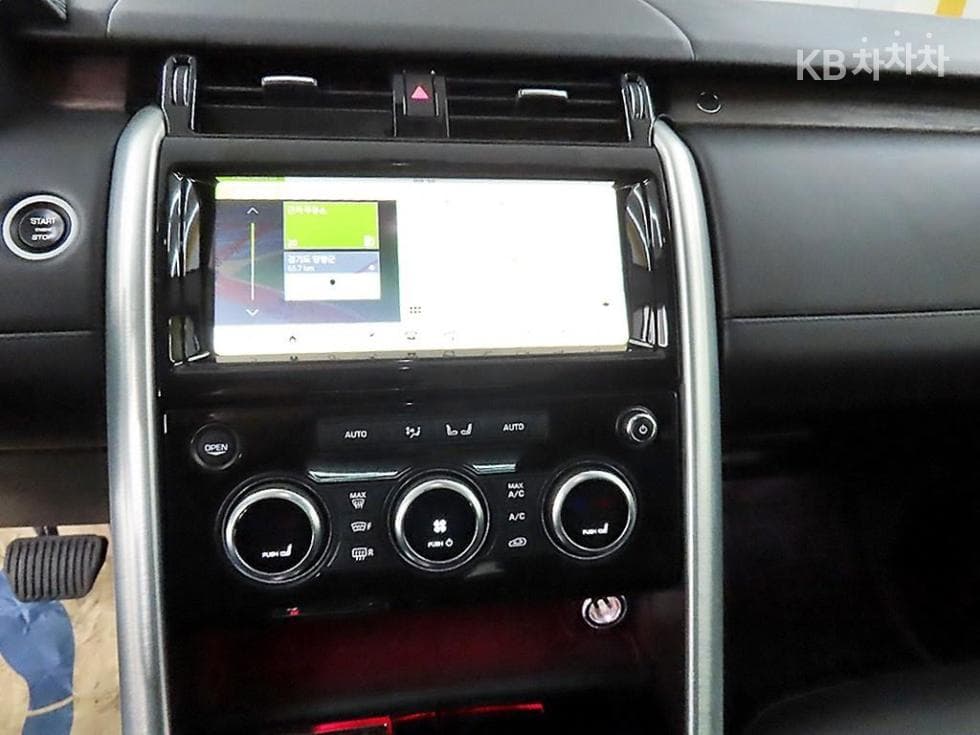 Land Rover 디스커버리53.0 SD6 HSE Luxury - 13