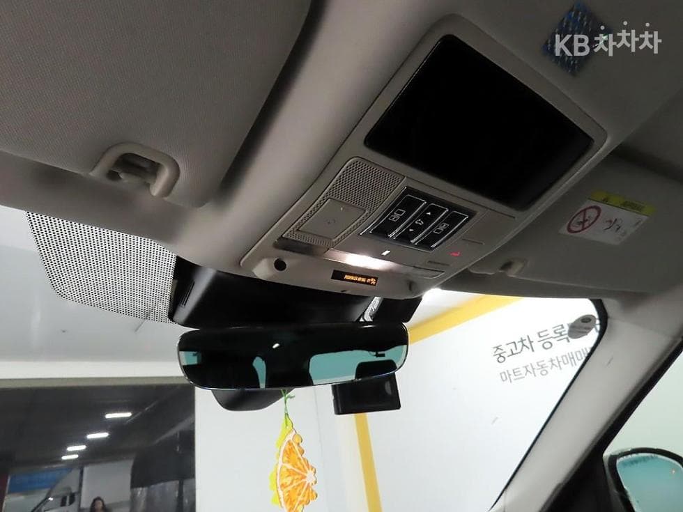 Land Rover 디스커버리53.0 SD6 HSE Luxury - 16
