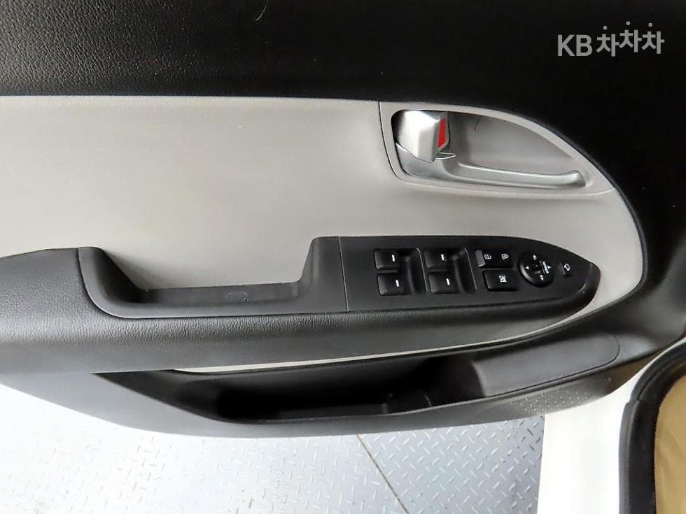 Kia The New (facelift) Ray (van)1.0 Gasoline Standard - 6