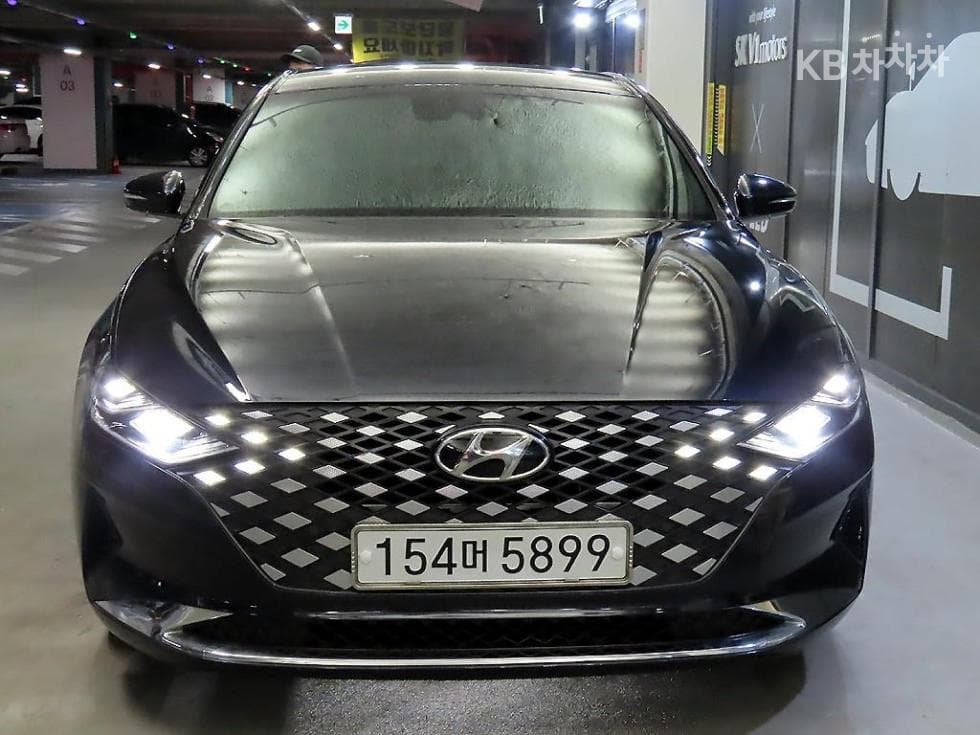 Hyundai The New (facelift) Grandeur (Azera)2.5 Premium - 2