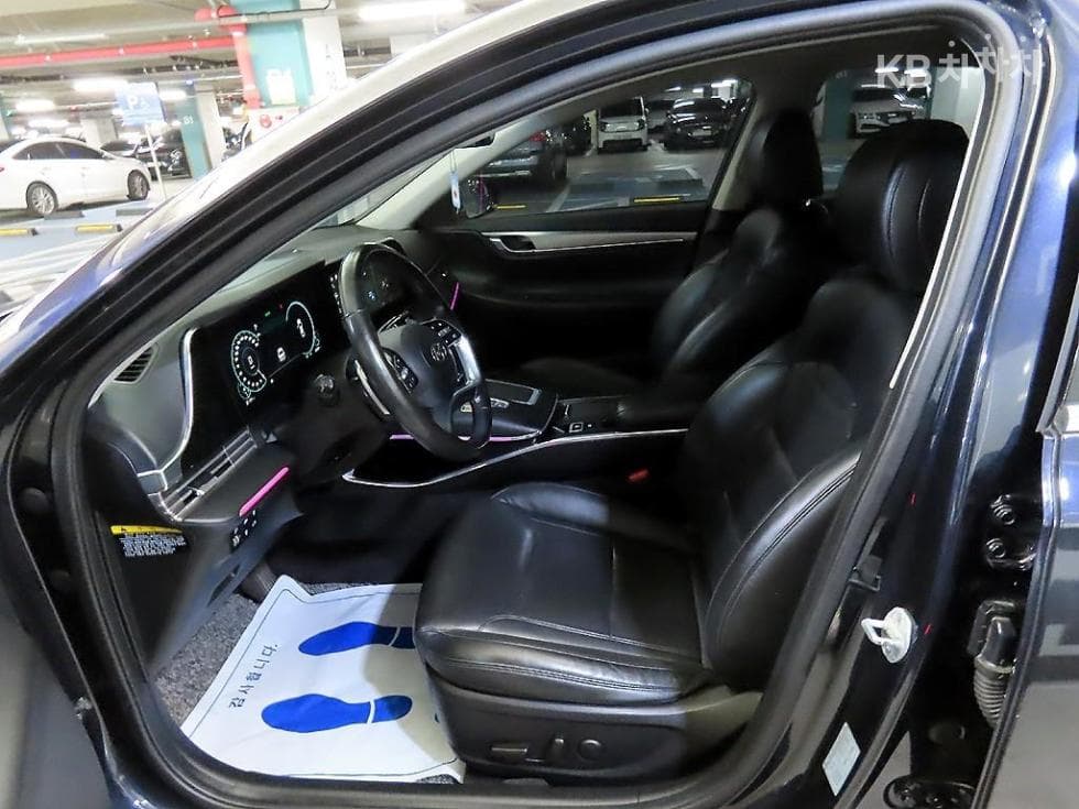 Hyundai The New (facelift) Grandeur (Azera)2.5 Premium - 6