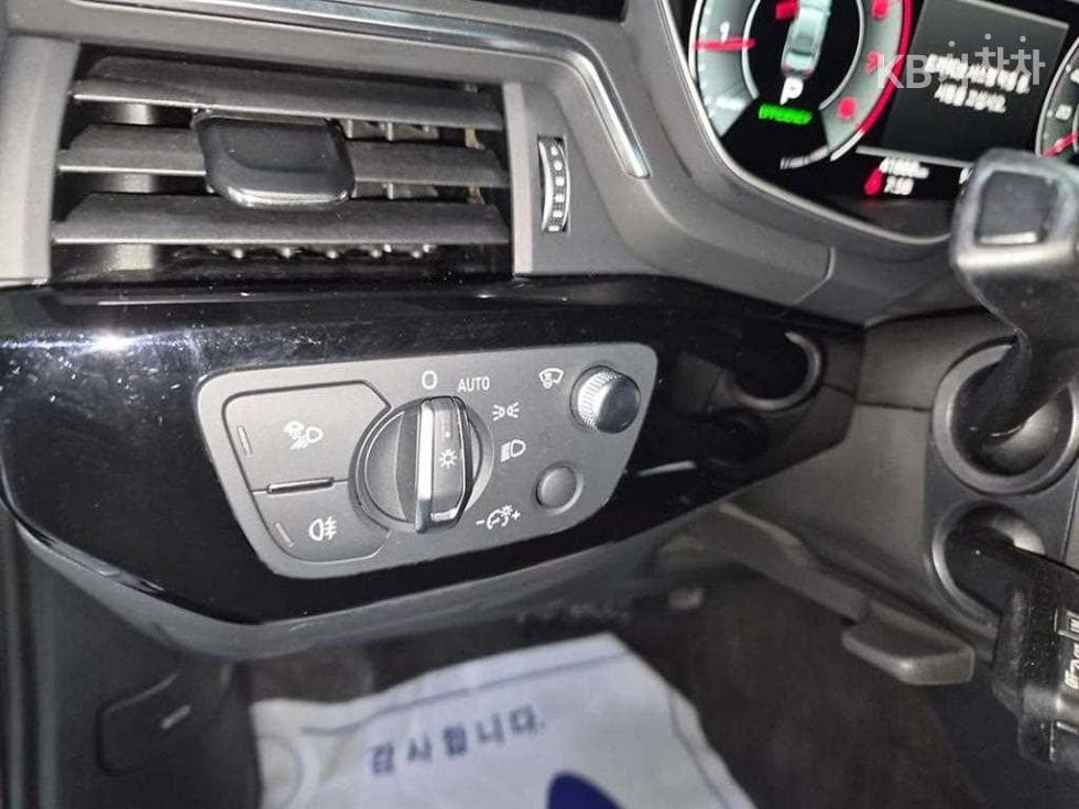 Audi A4 (B9)40 TFSI Premium - 13