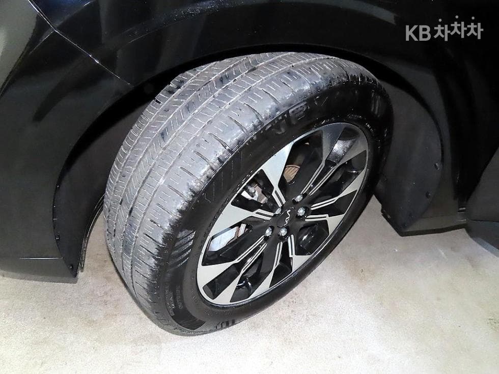 Kia Carnival 4th generationD2.2 9-seater Signature - 20