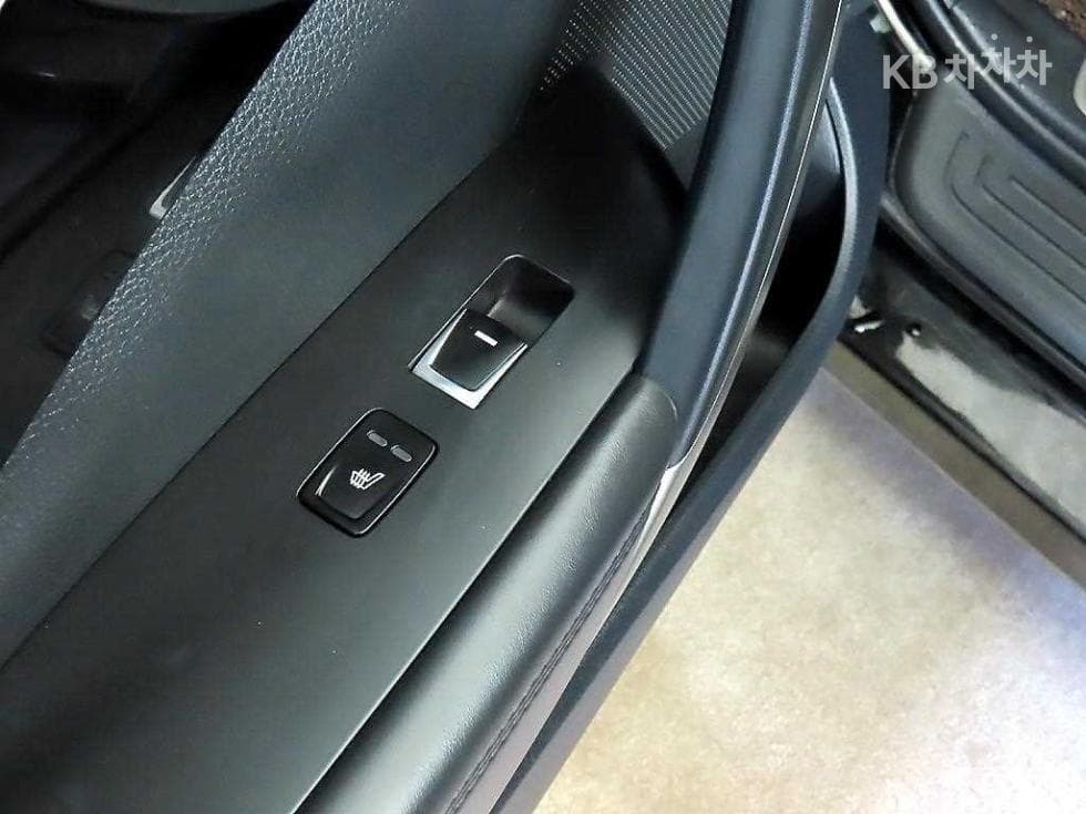 Hyundai Grandeur (Azera)HGLPG HG300 Modern - 17