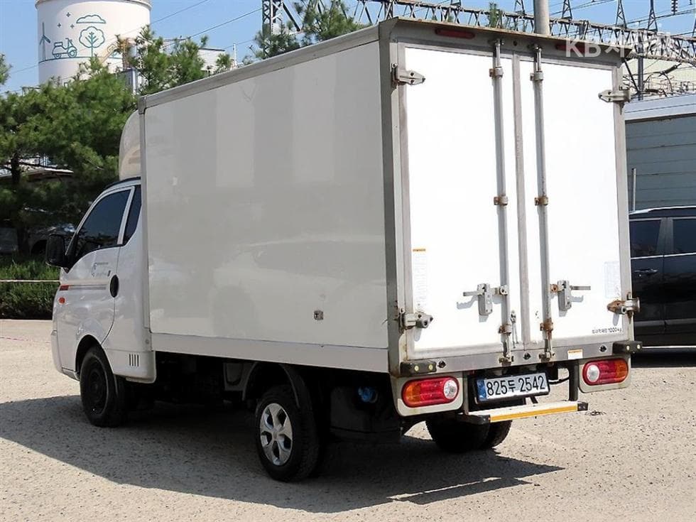 Hyundai Porter 2Extra Long Super Cab 하이냉동Top (Cargo)차 PLUS 트윈컴프 - 3