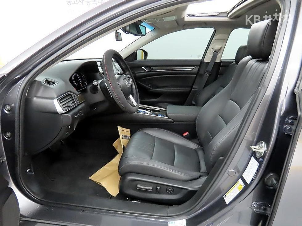 혼다 어코드 10세대Hybrid 2.0 Touring - 5
