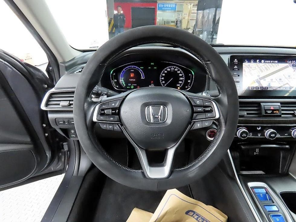 혼다 어코드 10세대Hybrid 2.0 Touring - 9