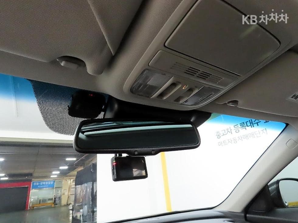혼다 어코드 10세대Hybrid 2.0 Touring - 17