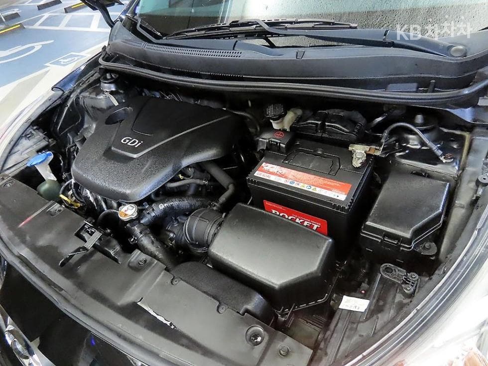 Hyundai Accent(신형)1.6 GDi Top - 18