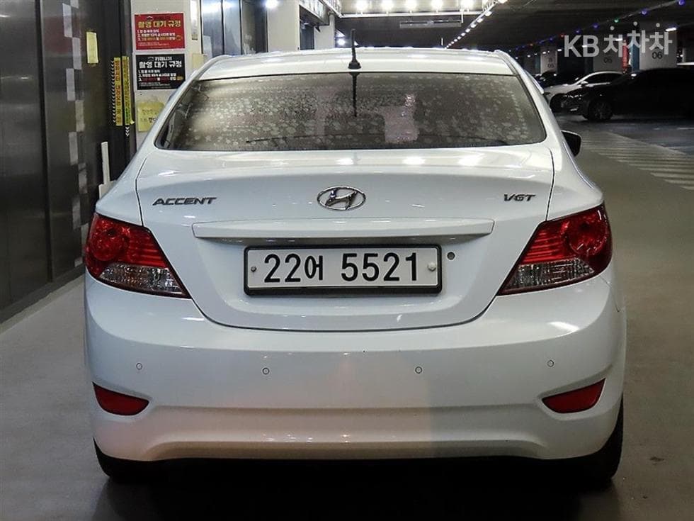 Hyundai Accent(신형)1.6 VGT Luxury - 5