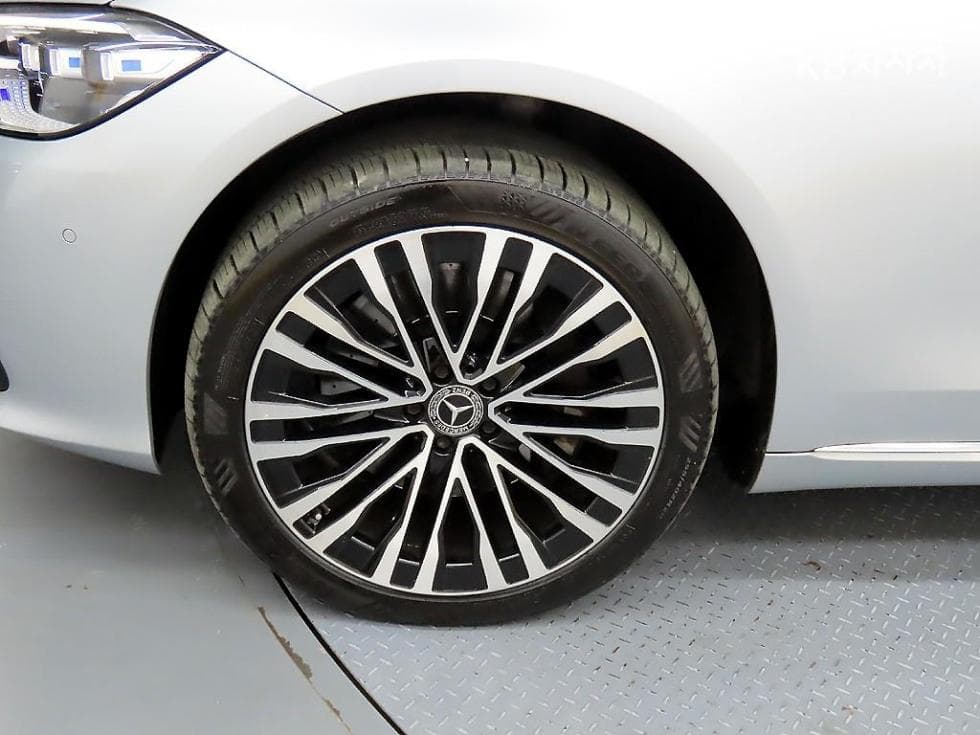 Mercedes-Benz S-Class W223S580L 4Matic Standard - 21
