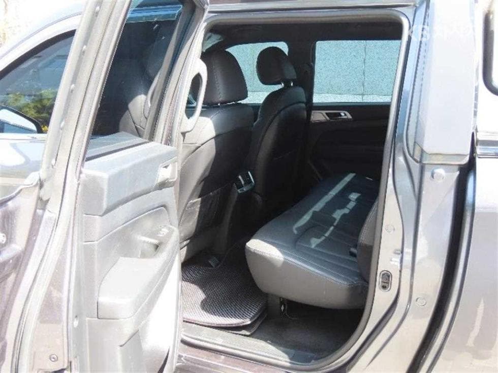KG Mobility Rexton Sports Khan2.2 Diesel 4WD Pro페셔널 S - 14