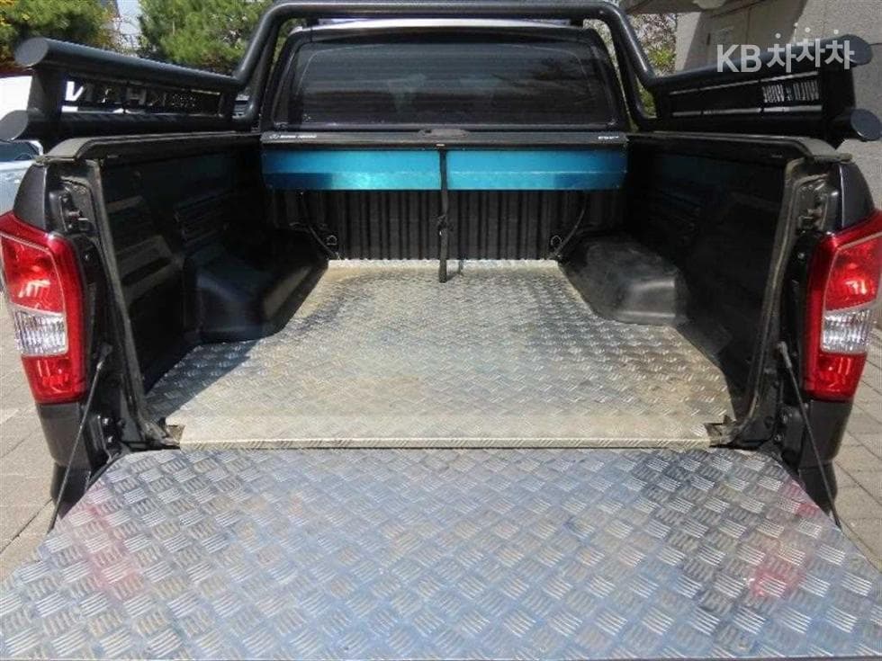 KG Mobility Rexton Sports Khan2.2 Diesel 4WD Pro페셔널 S - 18