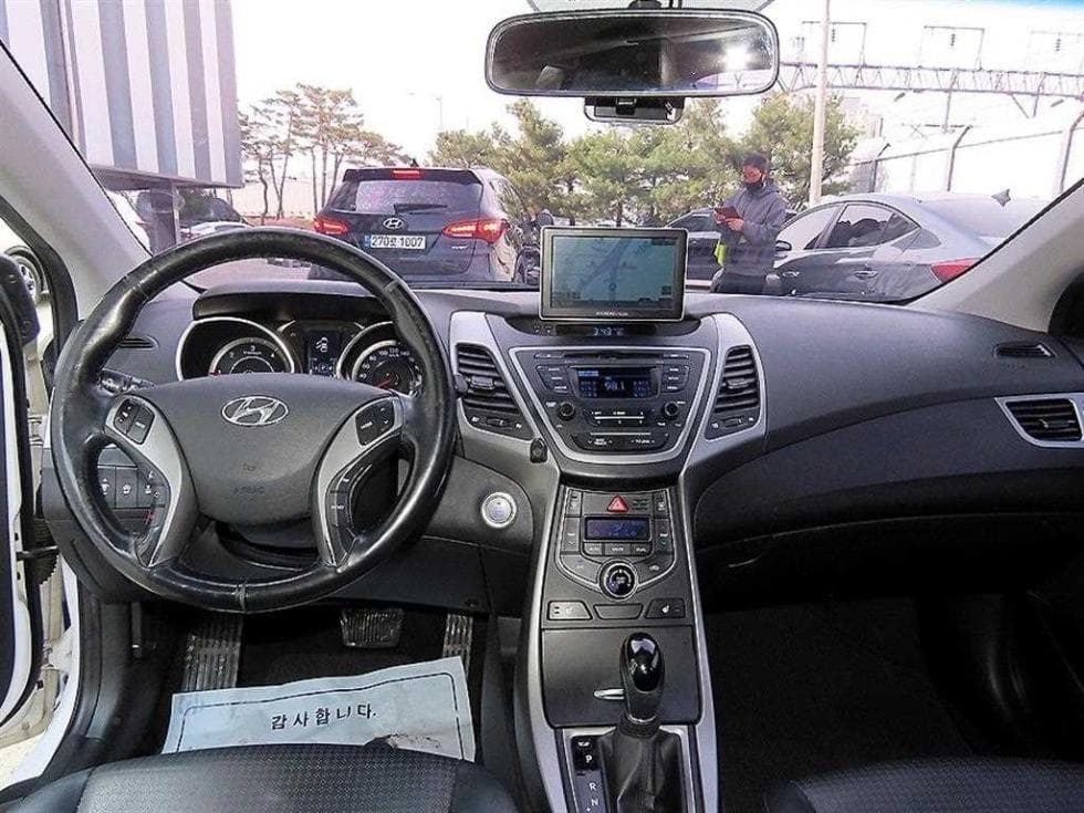 Hyundai The New (facelift) Avante (Elantra)1.6 VGT Modern Standard - 7