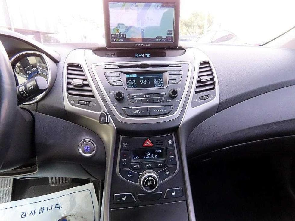 Hyundai The New (facelift) Avante (Elantra)1.6 VGT Modern Standard - 13