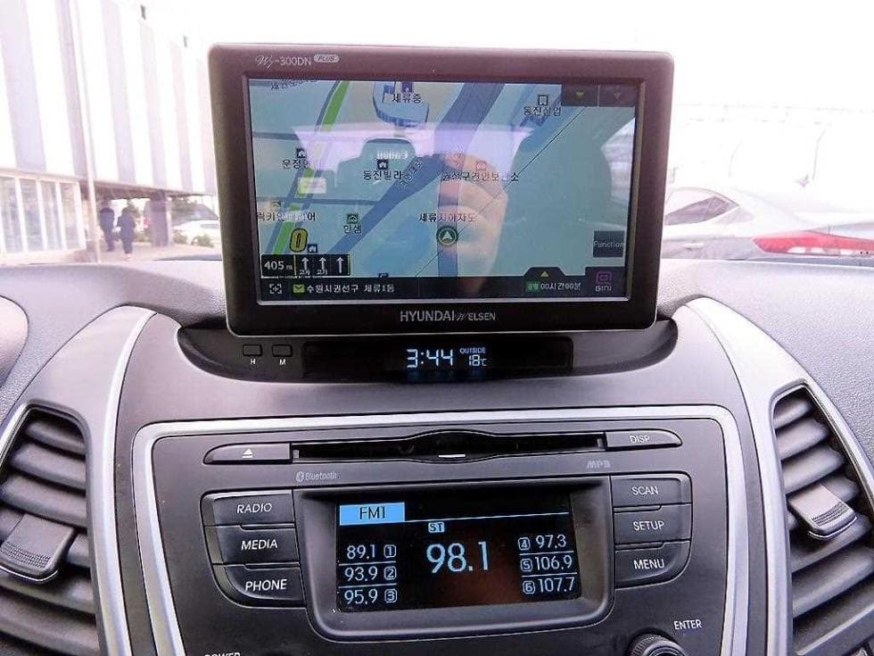 Hyundai The New (facelift) Avante (Elantra)1.6 VGT Modern Standard - 14