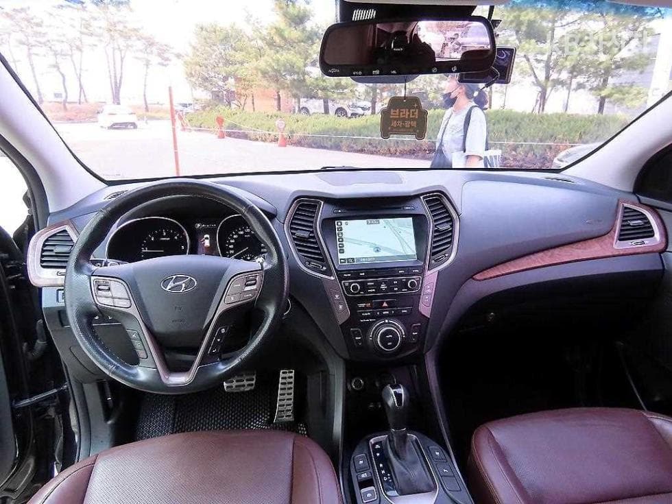 Hyundai Santa Fe The PrimeDiesel Hyundai R-engine 2.0 diesel 2WD 5-seater 1 million Standard - 7