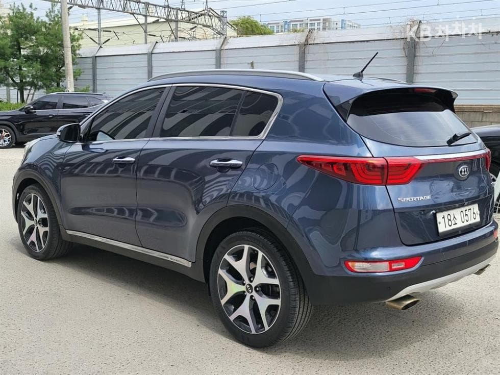 Kia Sportage 4th generationDiesel 2.0 2WD Noblesse - 3