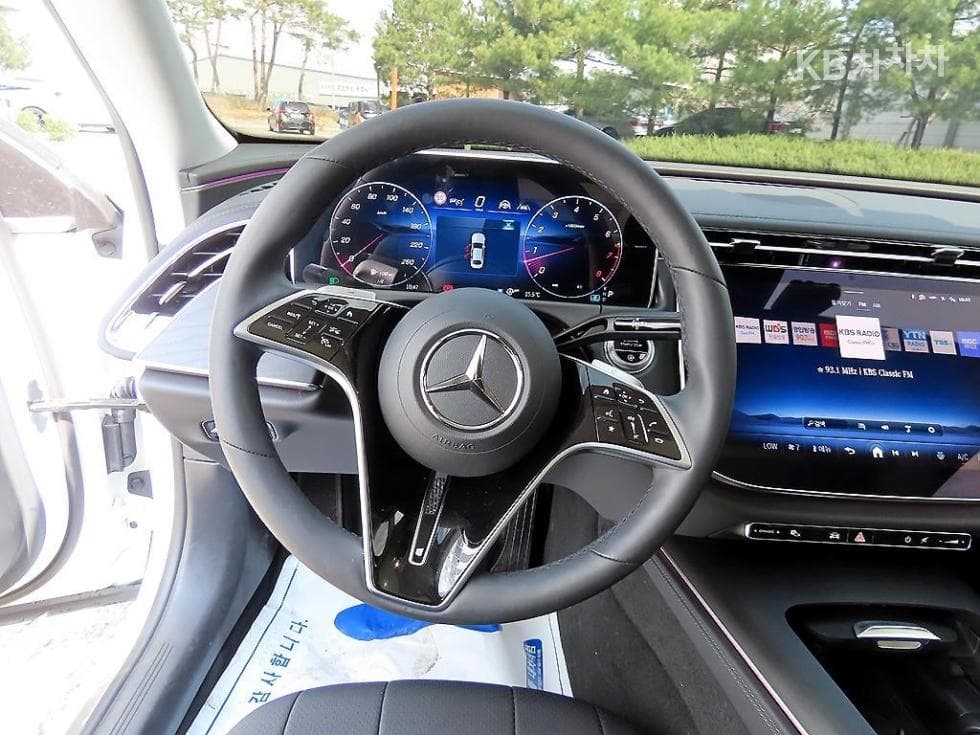 Mercedes-Benz E-클래스 (W214)E200 Avantgrade - 8