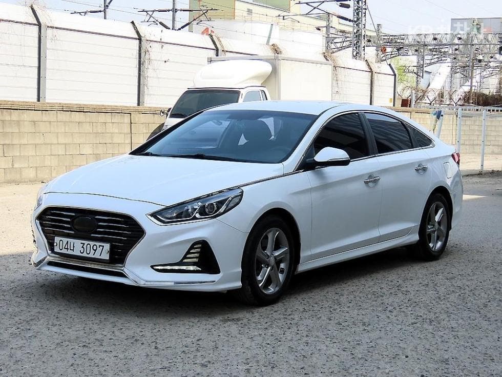 Hyundai Sonata New Rise1.7 Diesel Smart - 2