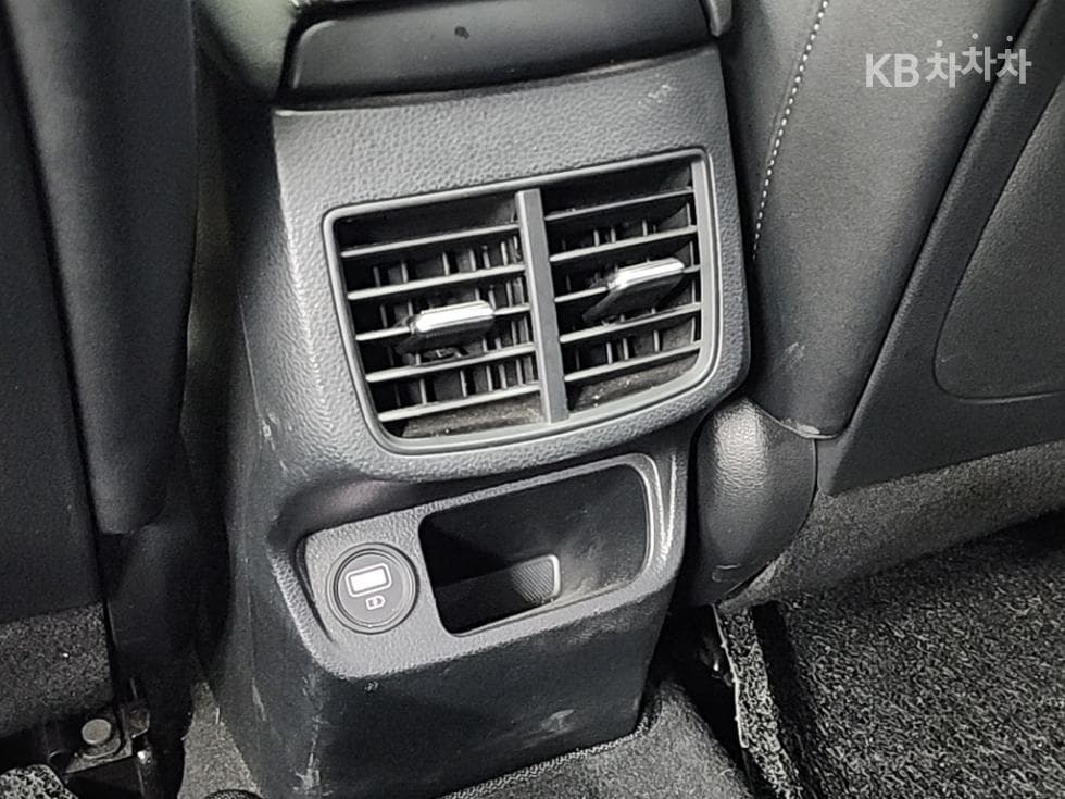 Kia Seltos1.6 Diesel 2WD Noblesse - 13