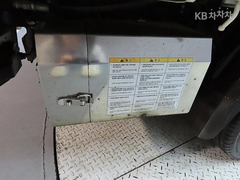 Хюндай Porter 2Удължено междуосие 파워게이트 Двойна Кабина SUP - 19