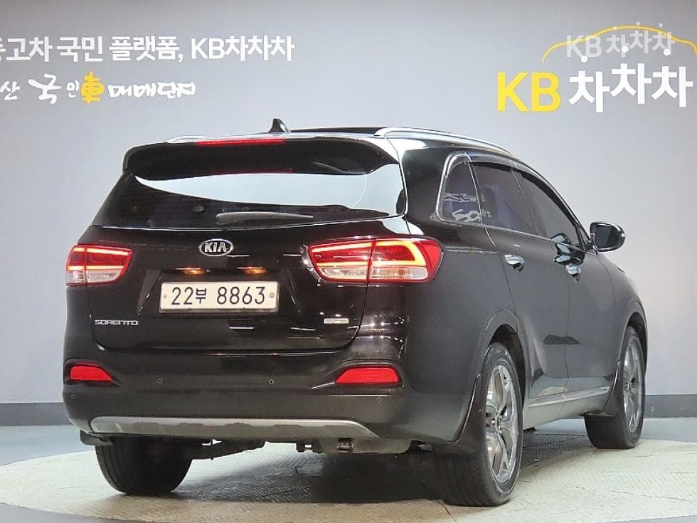 Kia The New (facelift) Sorento2.0 Diesel 2WD Noblesse - 2