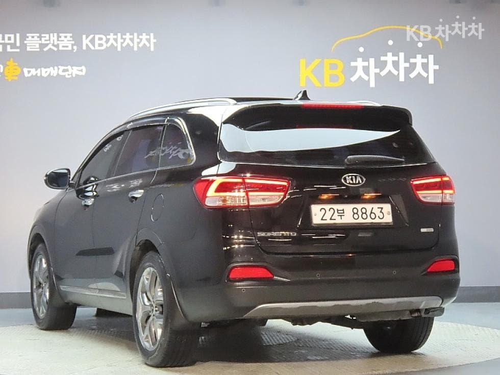 Kia The New (facelift) Sorento2.0 Diesel 2WD Noblesse - 4
