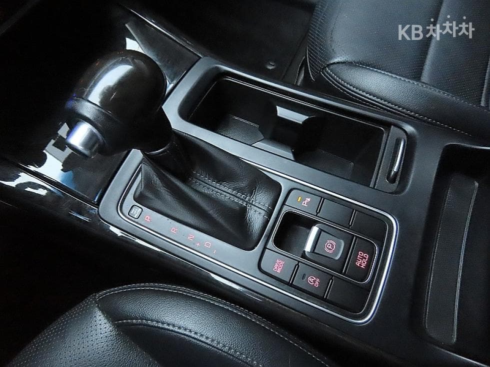 Kia The New (facelift) Sorento2.0 Diesel 2WD Noblesse - 9