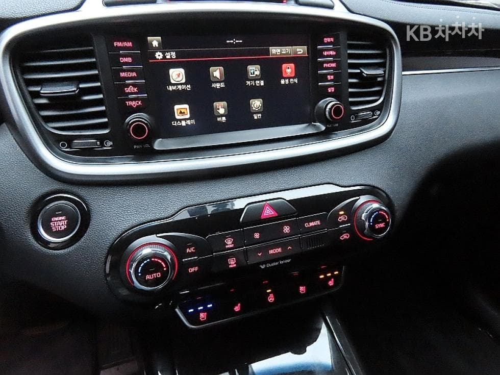 Kia The New (facelift) Sorento2.0 Diesel 2WD Noblesse - 16