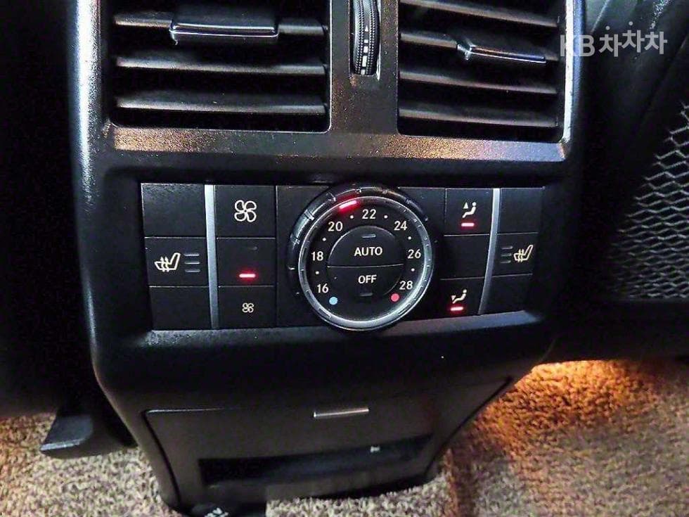 Mercedes-Benz New M클래스ML350 블루텍 4MATIC W166 - 12