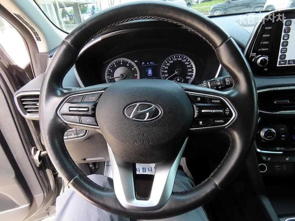 Hyundai Santa Fe TMGasoline 2.0T 2WD Premium - 8