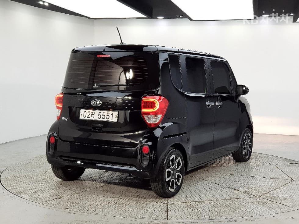 Kia The New (facelift) Ray (van)1.0 Gasoline Luxury - 3