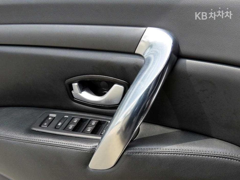 Renault Korea ALL New SM7 노바2.0 LPe Disabled-accessible - 11