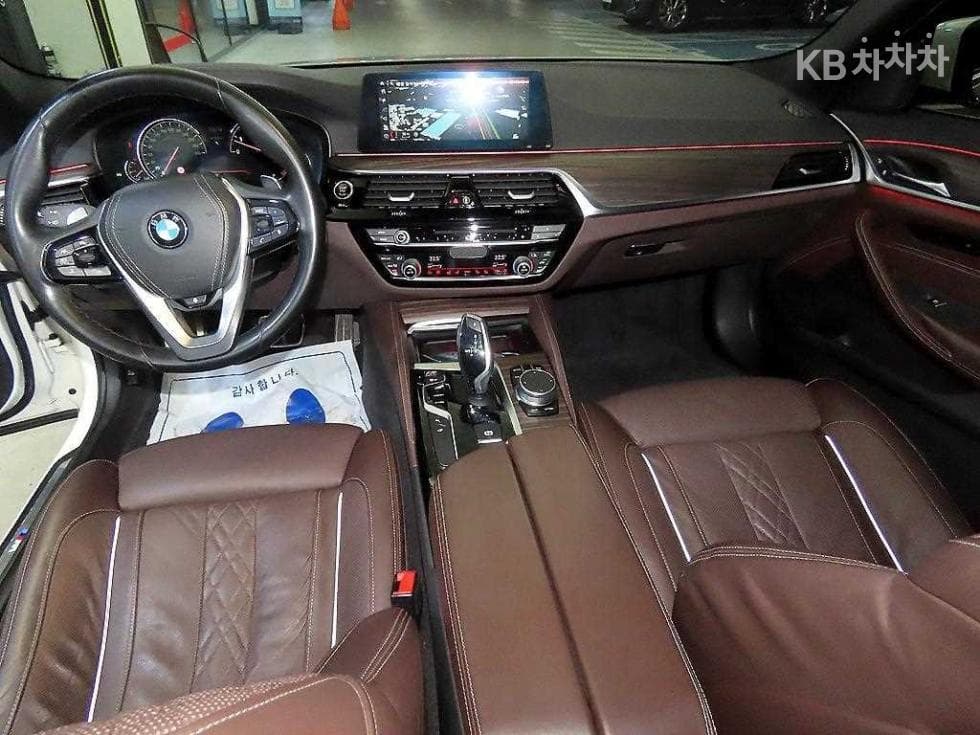BMW 올New5 Series (G30)530i M Sport Plus - 10