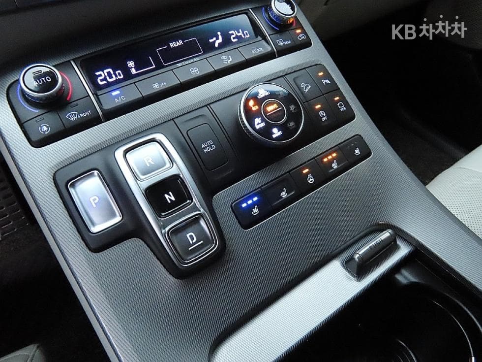 Хюндай Palisade2.2 Дизел 7-местен (Лимузин) AWD Престиж - 9