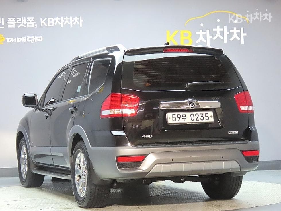 Киа The New (фейслифт) Mohave4x4 President 7-местен (Лимузин) - 4