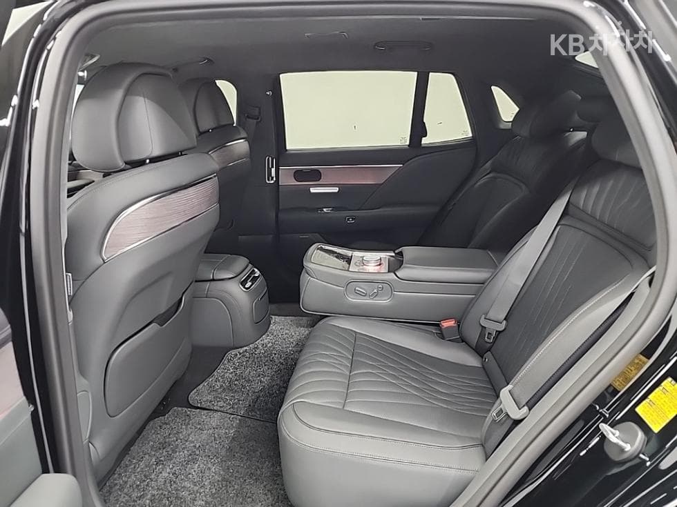 Genesis G90(RS4)3.5T AWD Standard - 12