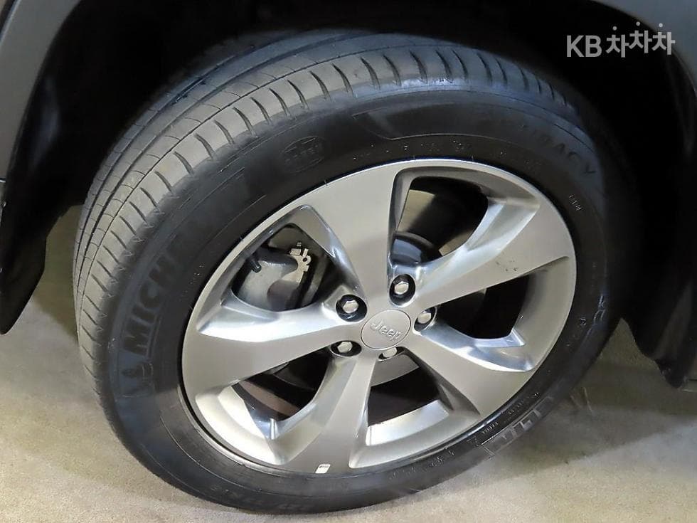 지프 체로키(KL)2.4 Gasoline FWD Limited - 20
