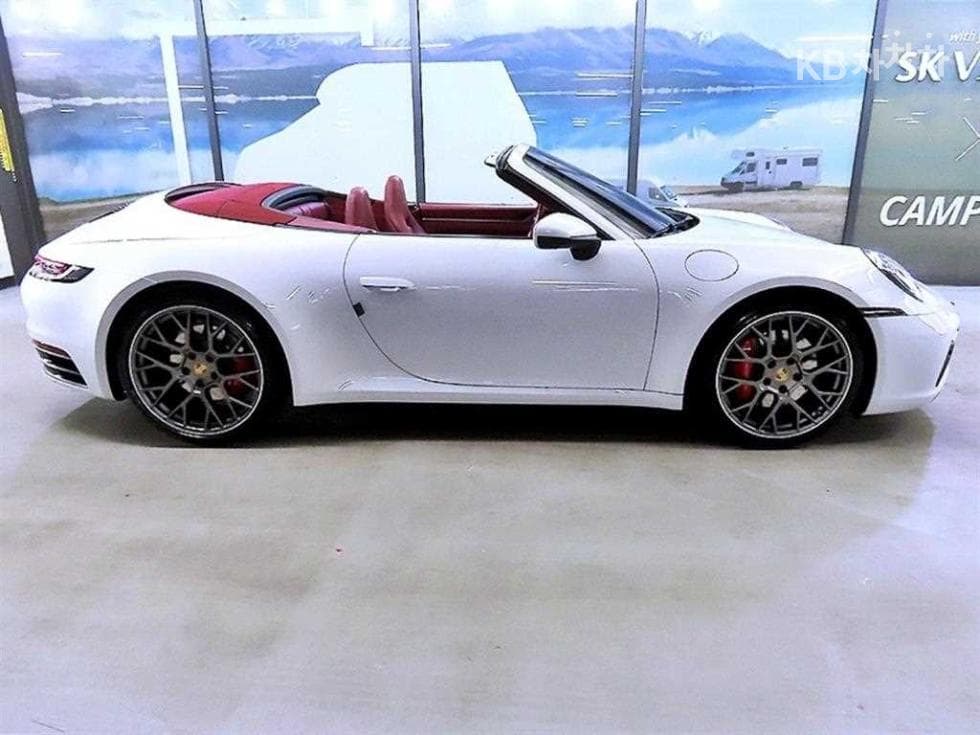 Porsche 911(992)Carrera 4S Cabriolet - 8