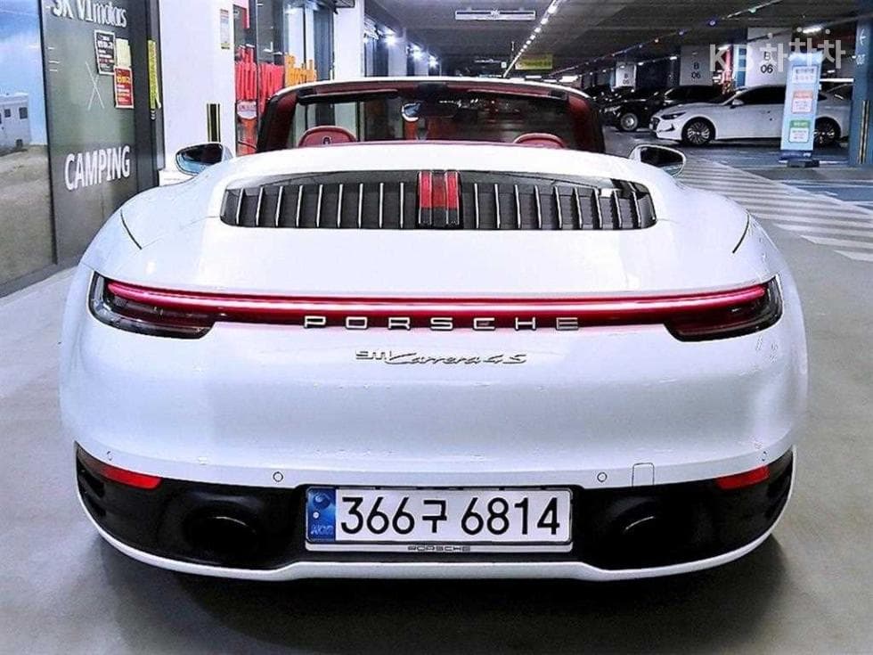 Porsche 911(992)Carrera 4S Cabriolet - 10
