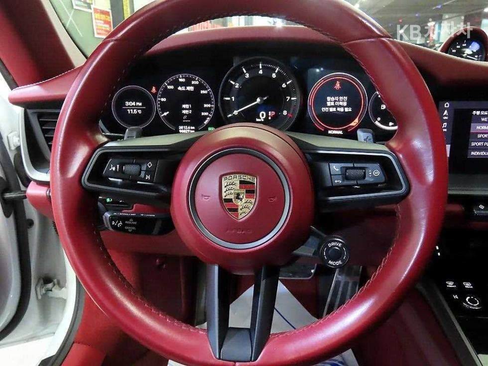 Porsche 911(992)Carrera 4S Cabriolet - 12