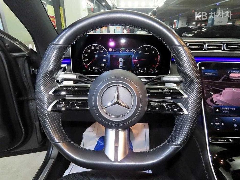Mercedes-Benz S-Class W223S400d 4Matic Standard - 8